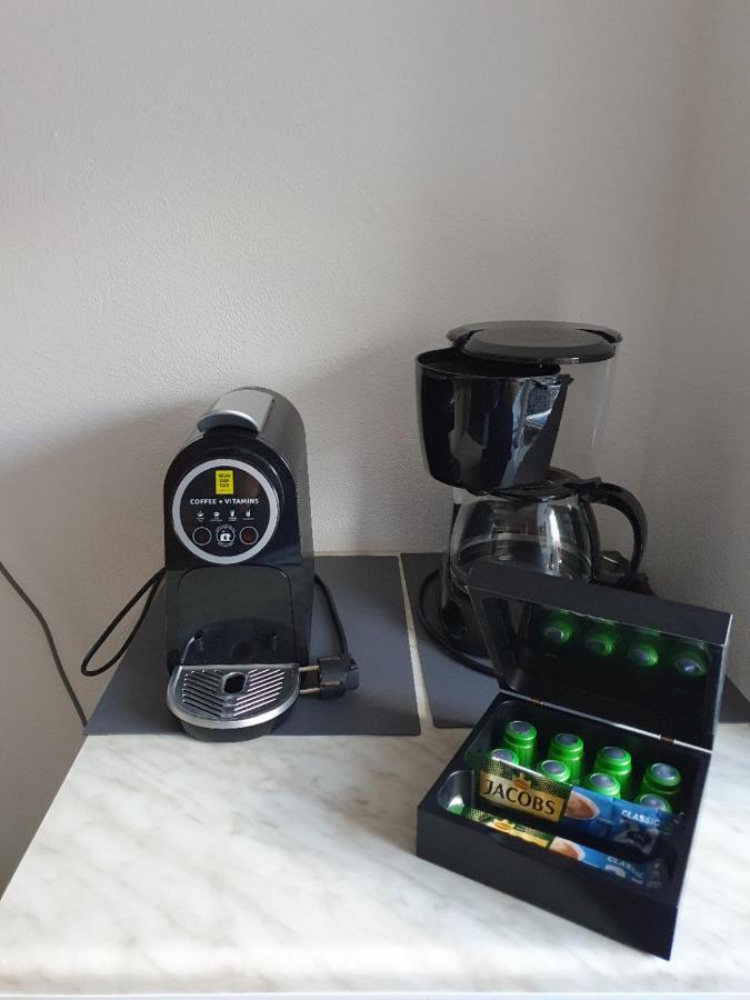 Ferienwohnung Tiroler Auszeit & Whirlpool Hofen Ngoại thất bức ảnh
